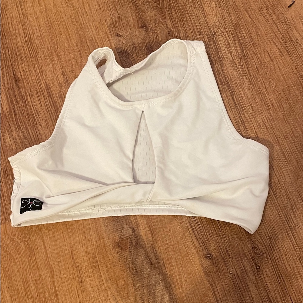 🤍KANDI KOUTURE🤍 white front twist dance top